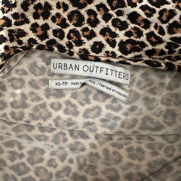 Cheetah Print Tank Top from Urban Outfitters - Picture 3 of 3